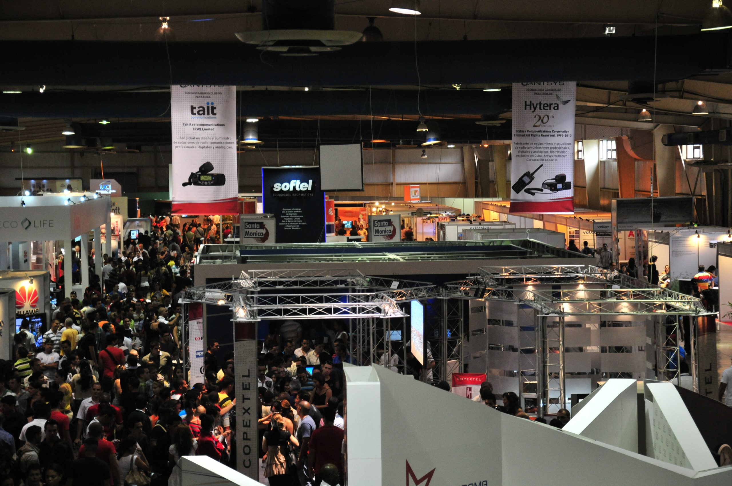 2013 A view of one of the halls of the Exhibitory Fair 