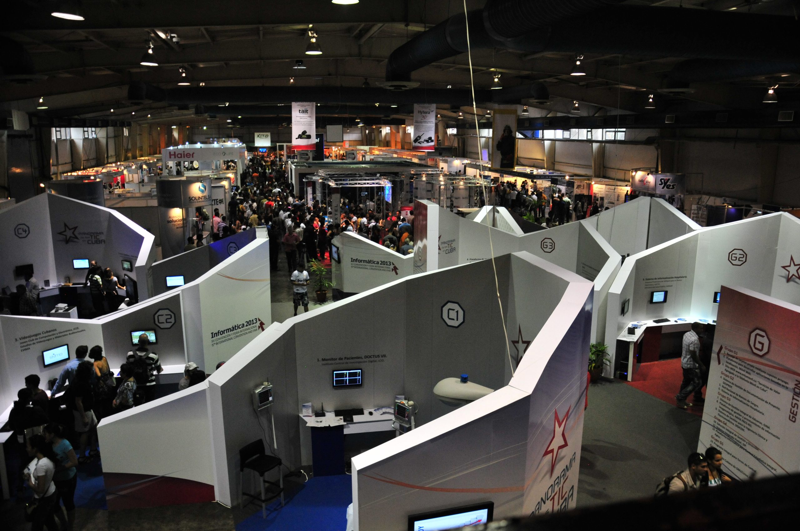 2013 A view of one of the halls of the Exhibitory Fair 
